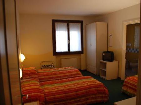 Hotel Marco Polo Caldogno Habitación foto